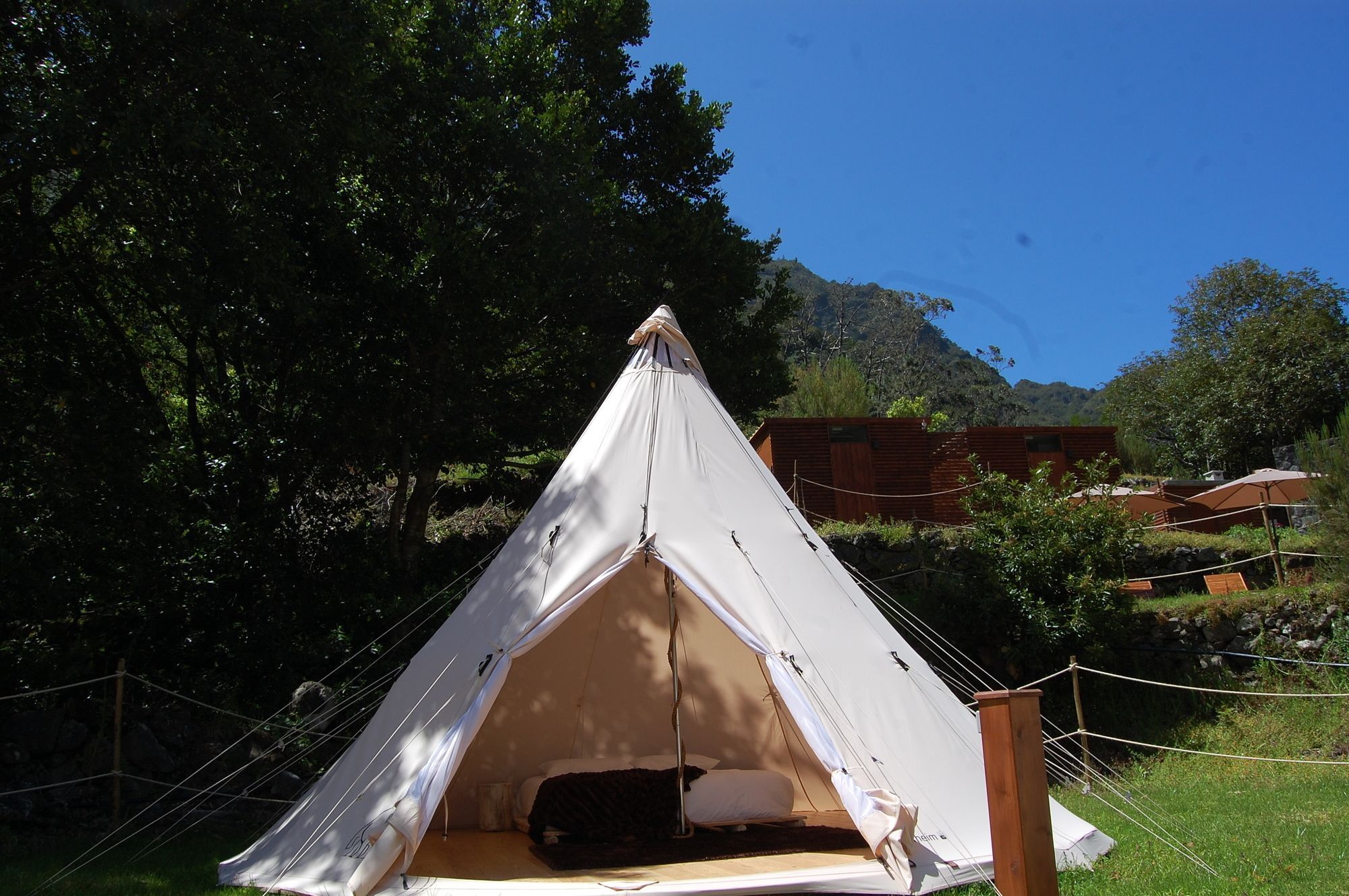 Nature Inn Madeira - Glamping Порту-Мониш Экстерьер фото